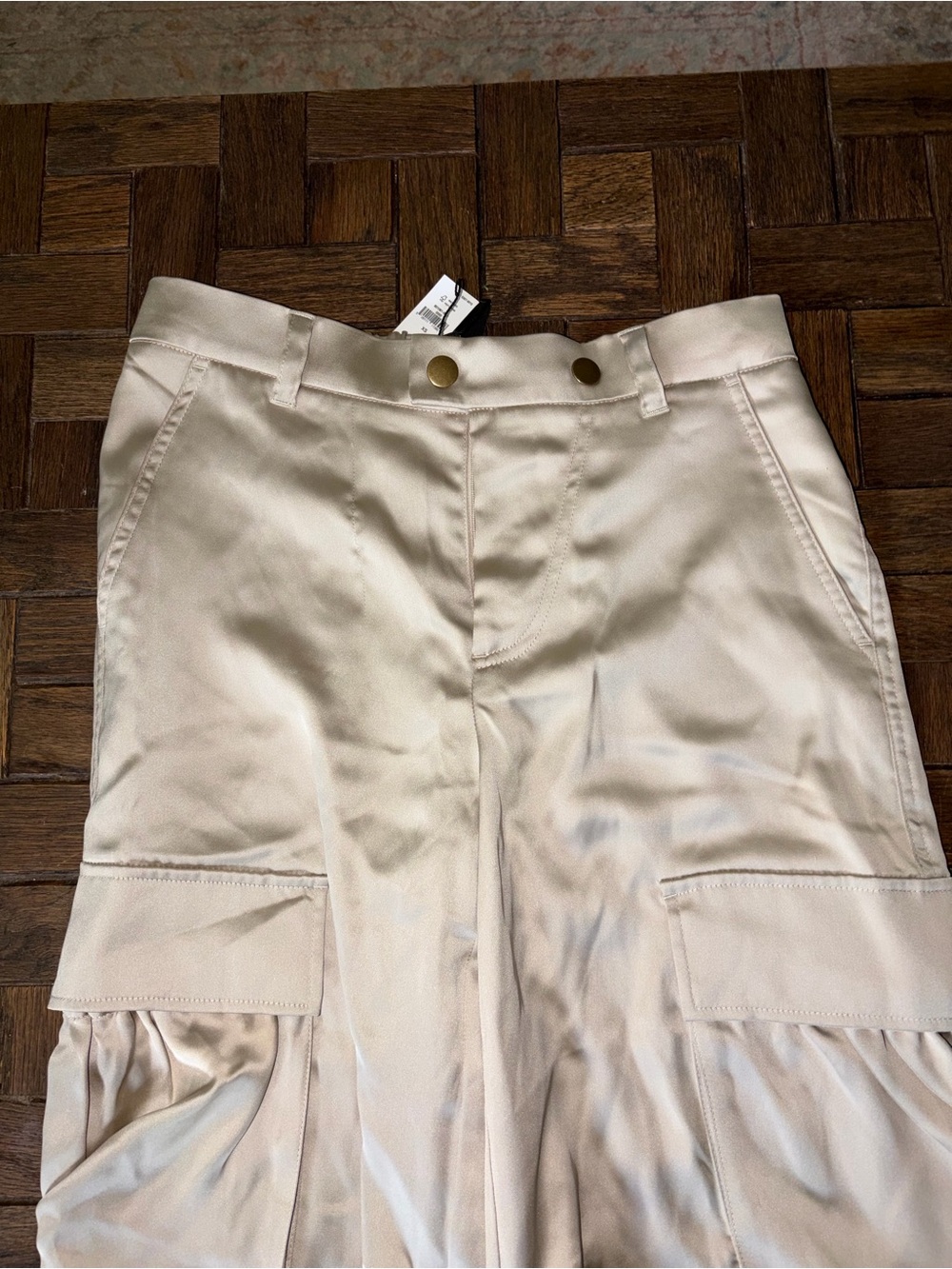 Banana Republic NWT Satin Parachute Pants snap silky champagne new xs - Picture 5 of 7